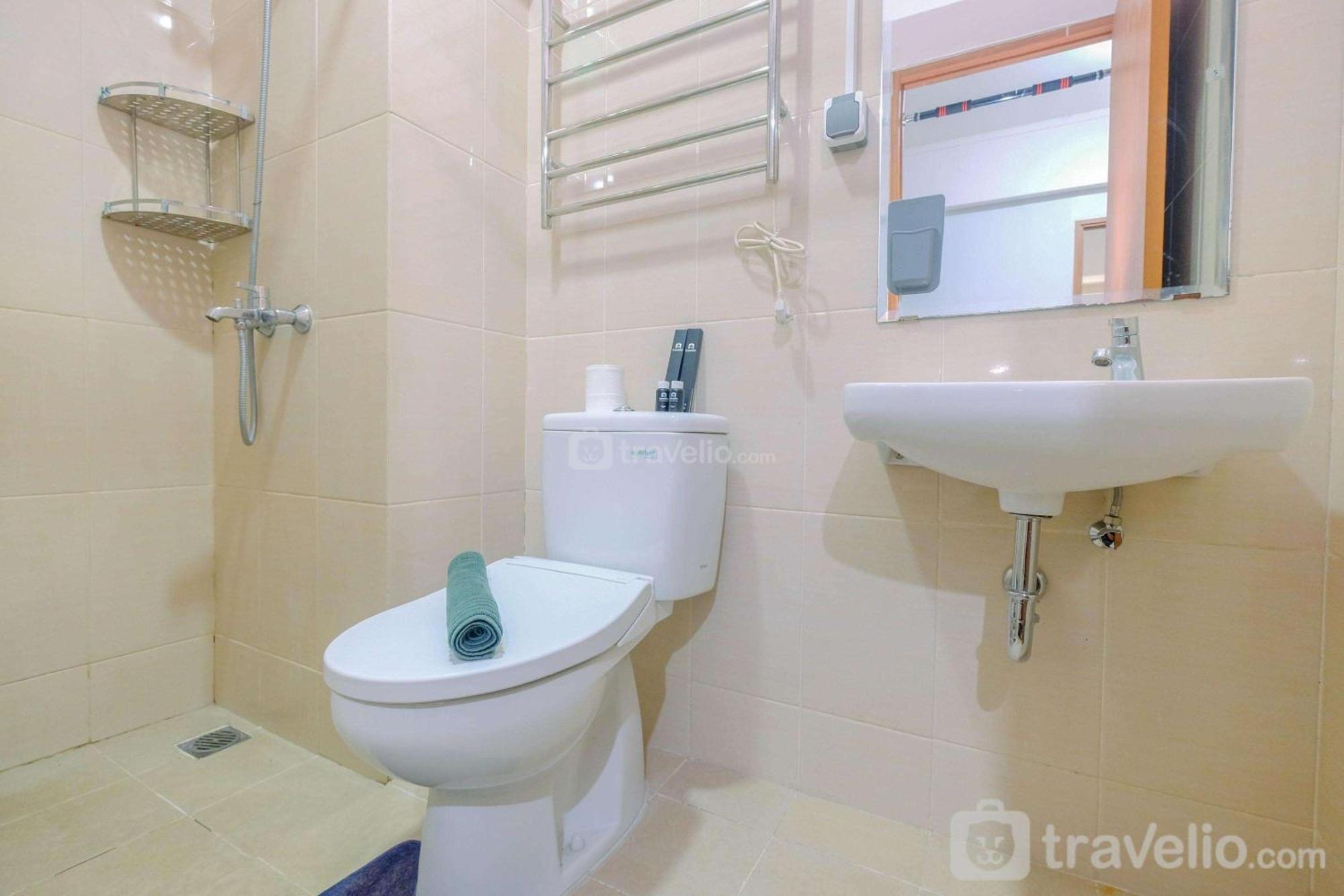 Apartemen Minimalist&posh 1br The Oasis Cikarang By Travelio Bekasi