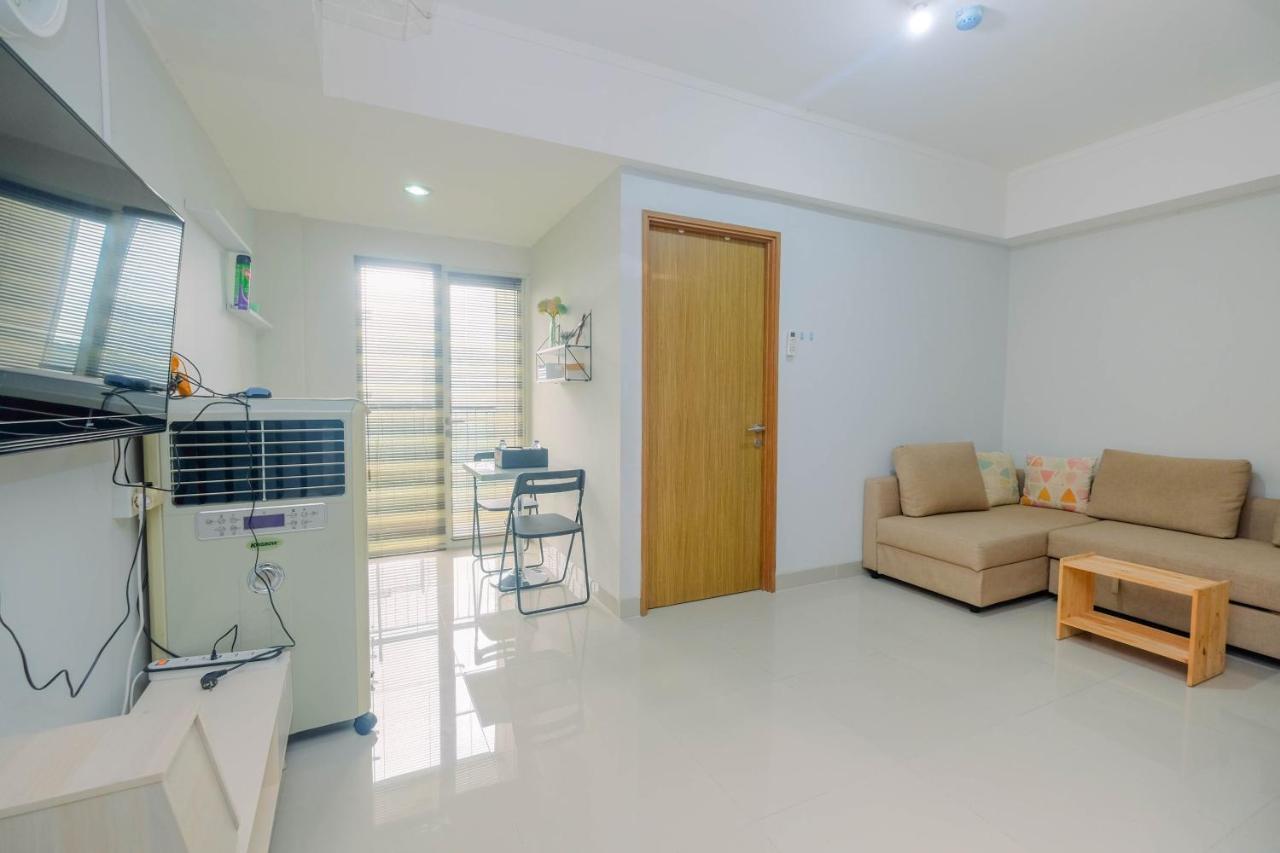 Minimalist&posh 1br The Oasis Cikarang By Travelio Bekasi